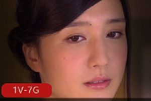 黑社会女人,一个“不正经”的女人。