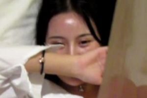 《私拍绝美木瓜：木奈奈的性感国模雁薇之旅，让你惊艳的摄影师技术！》