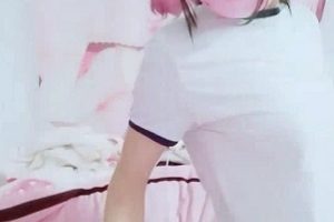 虎牙新晋超人气小清新乖乖女反差婊：粗暴指教VS柔和教育，116V-18.2G