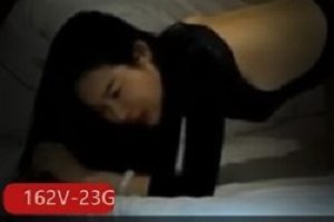 网红{{网红名字}}让老公/男友忍耐蓖娆爱情真谛瞬间感动！