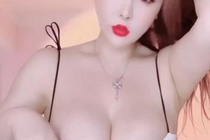 钱宝宝万元定制：LUO舞、大车灯、25V美颜变形，让你变得更加美丽！