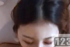 网红{{网红名字}}美貌非凡，颜值天花板，1V136M视频资源让人惊叹！