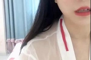 答：仙韵45部跑车视频：梦想和现实之间，百万粉丝把你带入一个全新的世界！