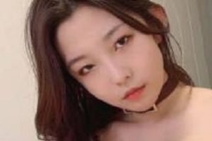 辉夜姬反差妹公交车后背突出处81V5.9G小伙伴下载