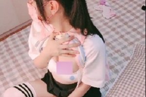 精选一线天某处1v500M百度盘转载搬运