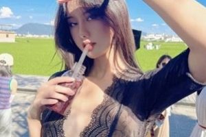 海鲜美味馒头+穴女神阿朱58四人游16V1.06G百度云高清资源