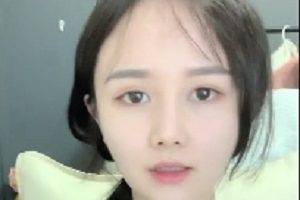 清纯可爱小嫩嫩妹子乖巧迷人微胖精选，放飞自我揉揉逼！