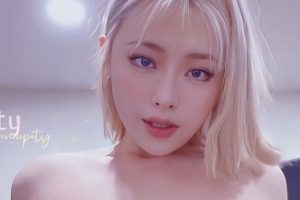 精致尤物Kitty，顶级露脸精选私拍！