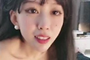 斗鱼超美主播米拉女神：黑丝水龙弹玩具1V1.2G