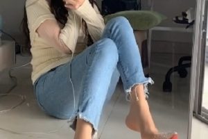 斗鱼网红腿控精彩合集：无敌小姨妈、成熟主妇、美腿诱惑室外奇妙932M