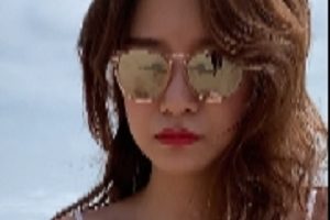 视频性感白色比基尼长腿美女