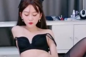 花大钱让年轻妹子cosplay啪-部部精彩5V-4.7G