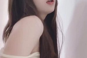 91不见星空花枝吊带作品