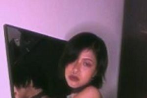 体验到一种前所未有的感觉和好奇心。快来关注这位高颜值的Y妻，看看她会带给你怎样的惊喜吧！[1V-1G]