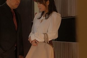 《舒淇神秘丝袜OL套装视频大揭秘！5V+27G，评论区抽币上不封顶，百度盘等你来解锁》