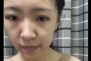 推特博主教育曾译萱最新自拍合集7V2.6G，老女人火热资源