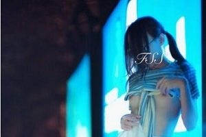 某推火爆高颜值本土美女星质冯珊珊最新稀缺合集[173v21.5G]，多样风格展示