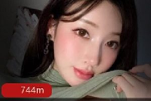 微博紫色哒豚豚VIP图包合集744MB超丰满