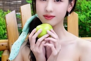 D站陈都灵AI玲珑1V1.66G极致魅惑