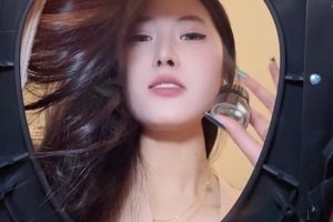 娩娩婏婏玩物直播香水羞辱1V400MB窒息视角
