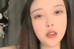 超顶自嗨尤物宅舞合集4V2G魅惑扭动一览无余